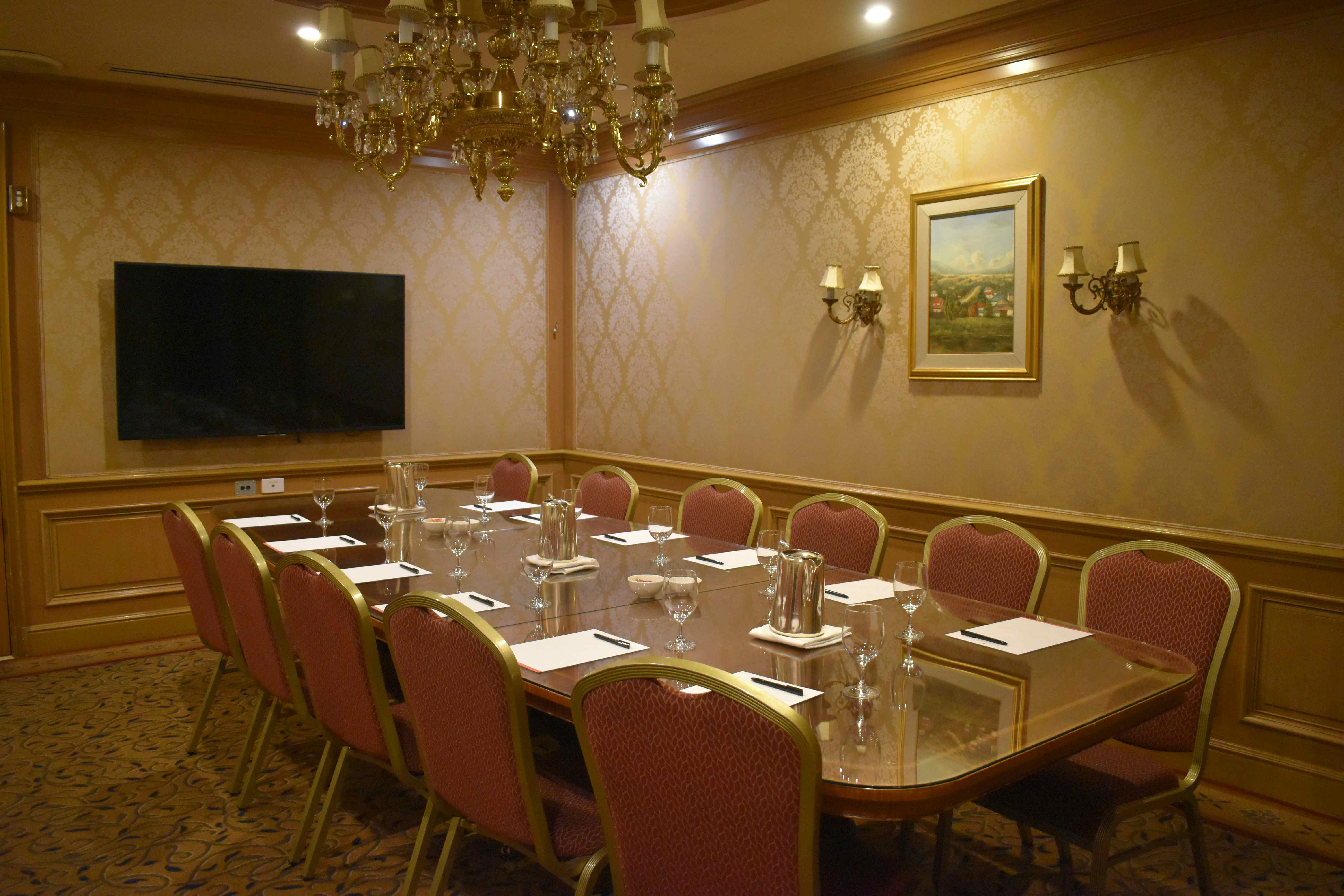 The Governor's Room 1