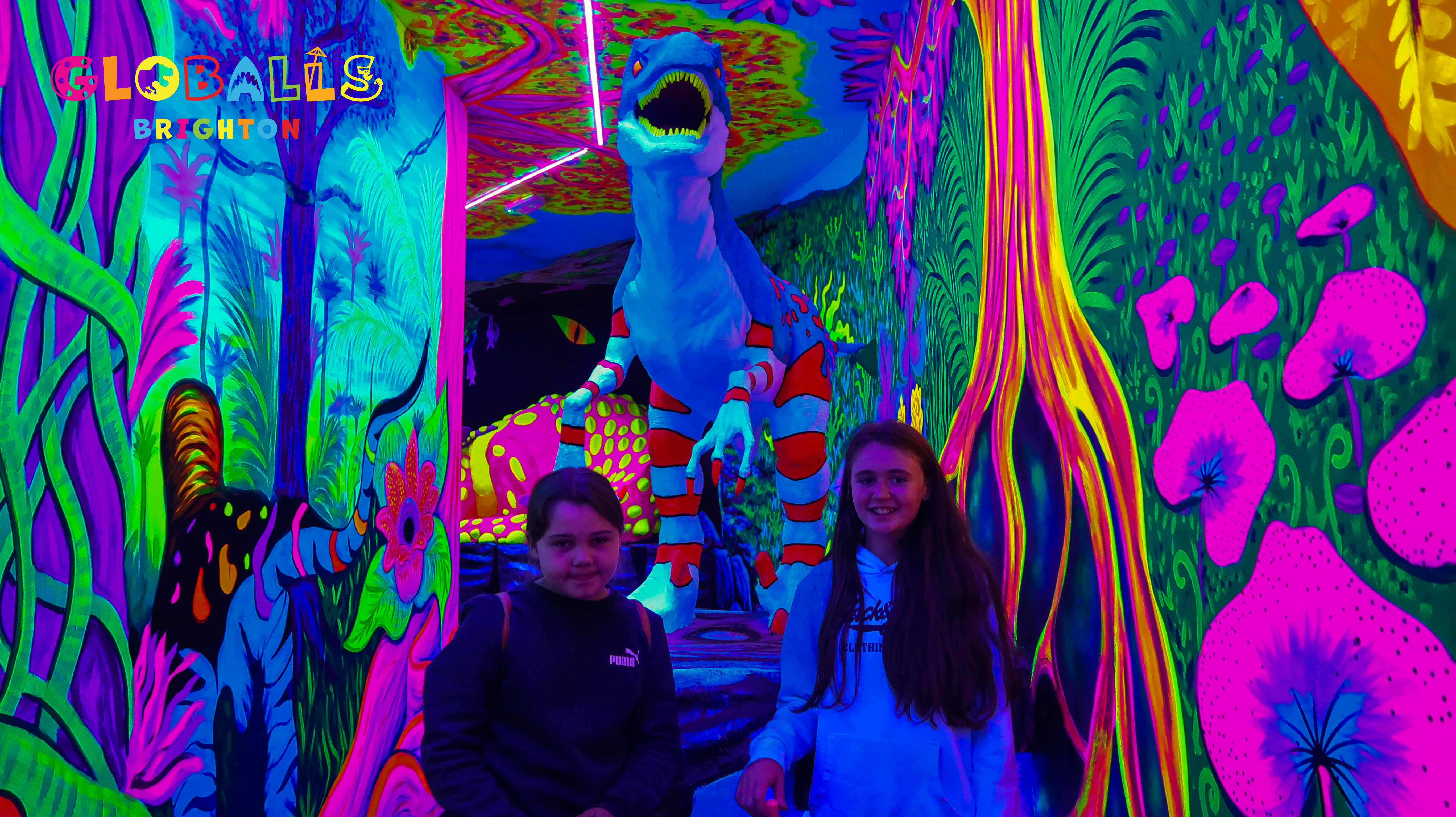 Jurassic mini golf  6