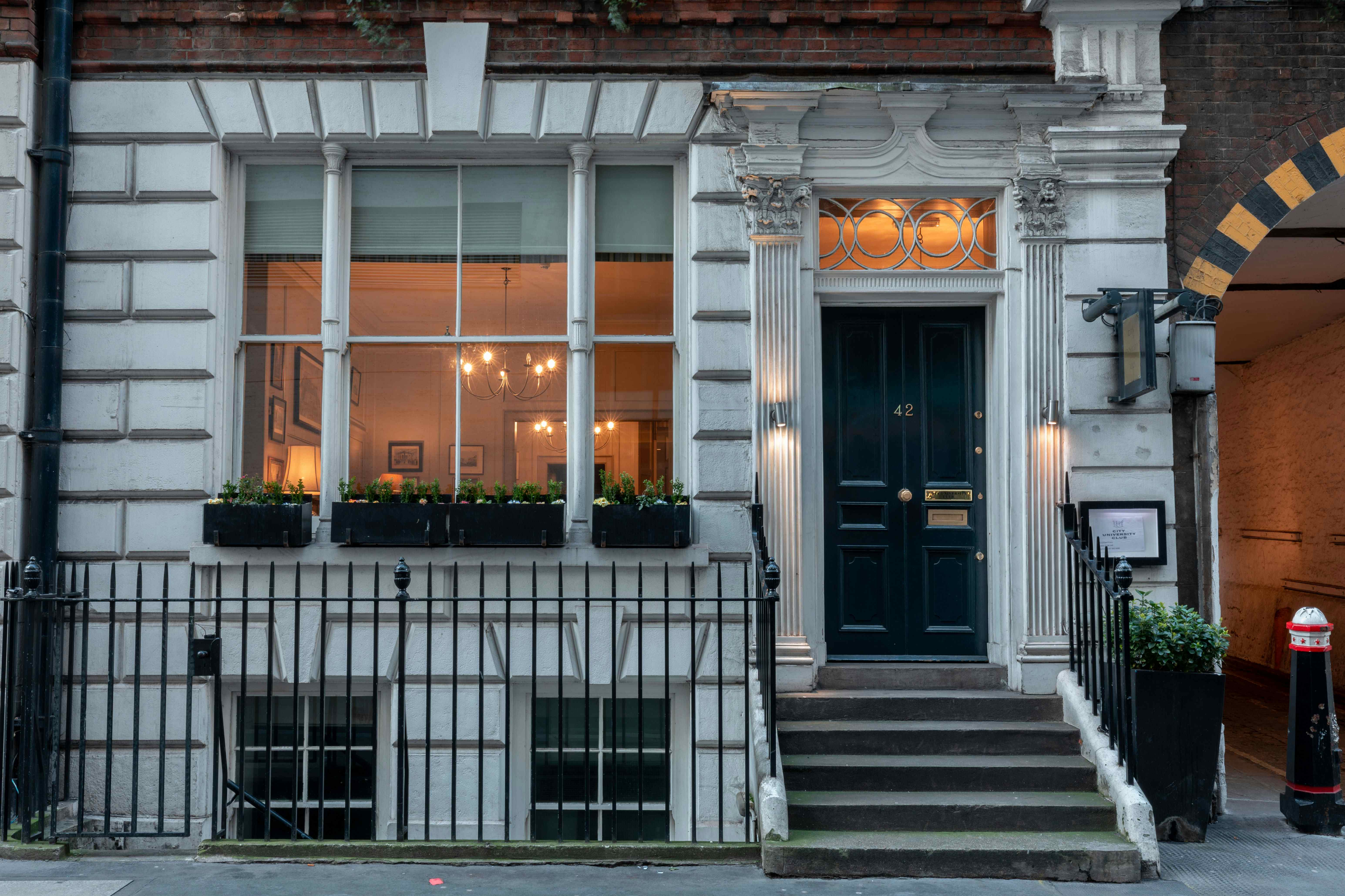 City University Club 2