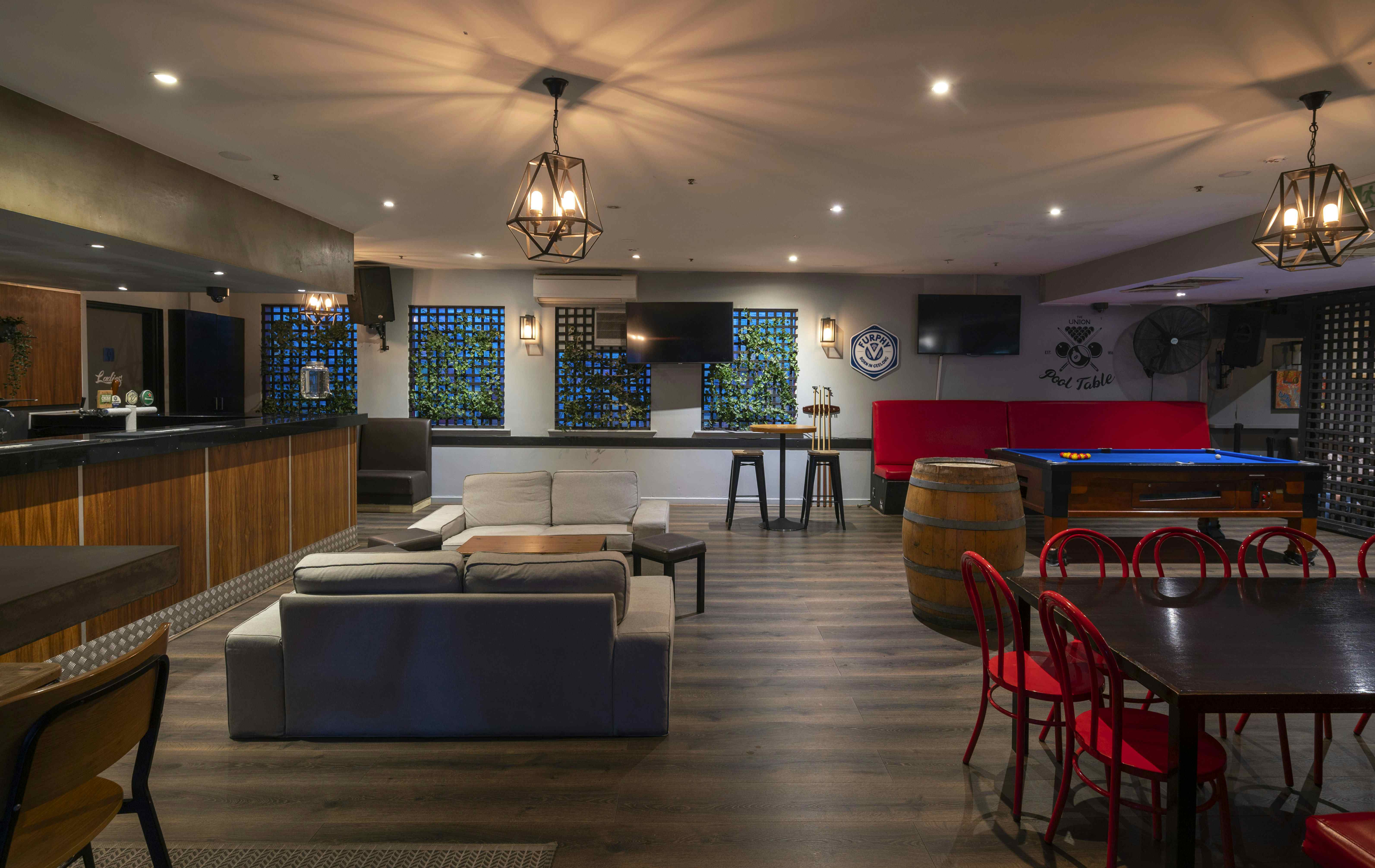 Back Bar Function Space 2