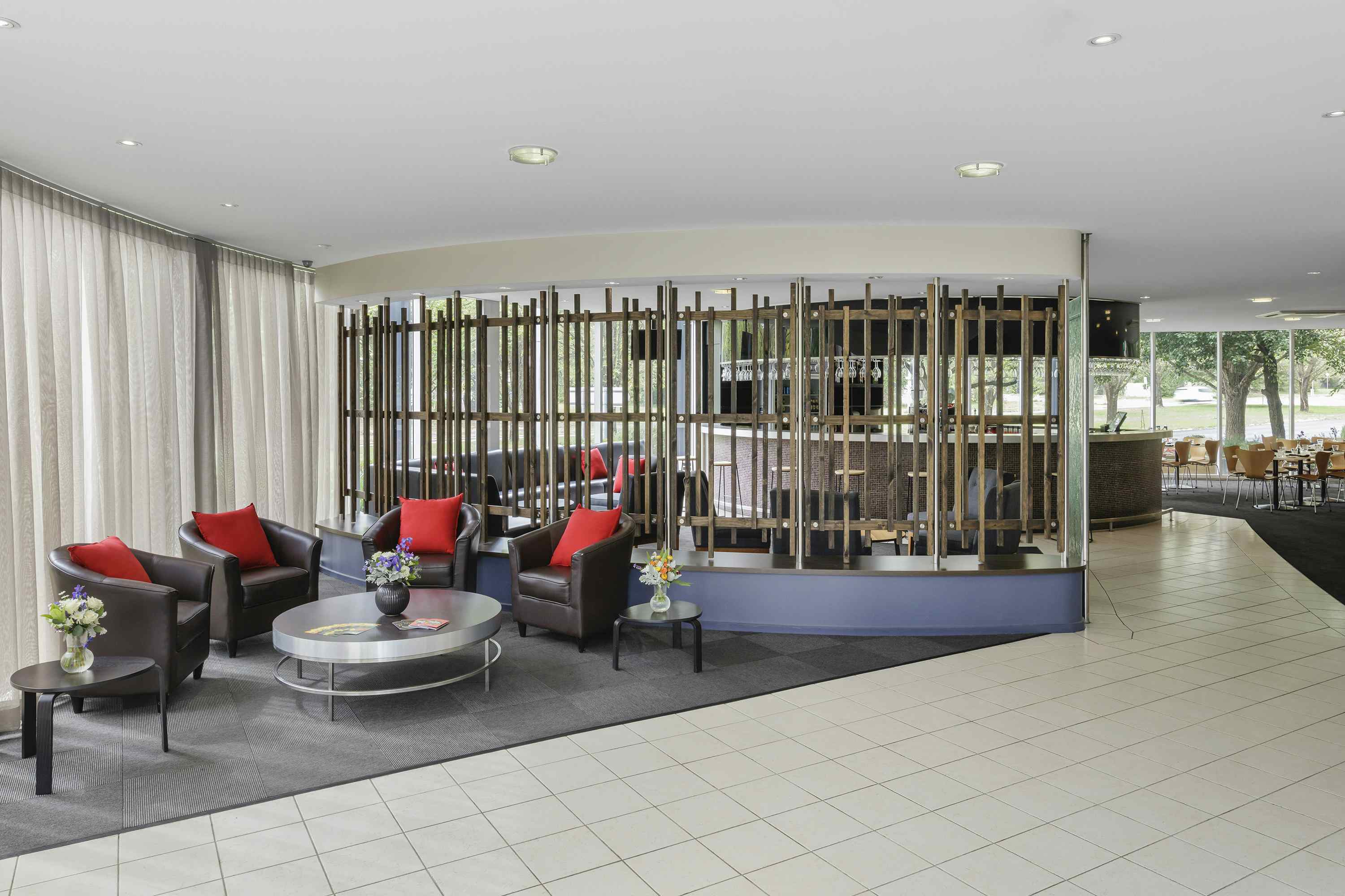 Hotel Bar and Restaurant  1