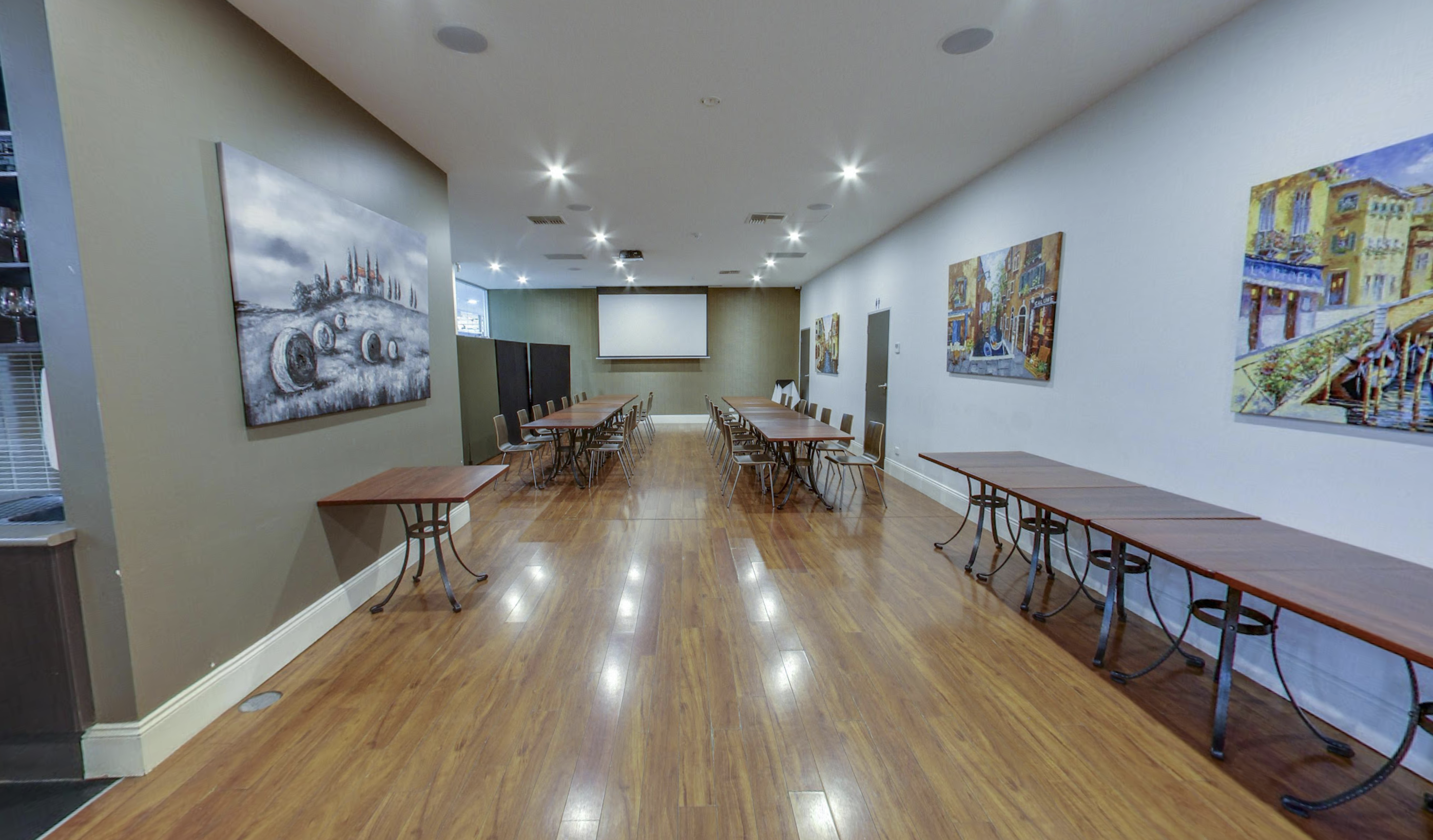 Martini Function Room 7