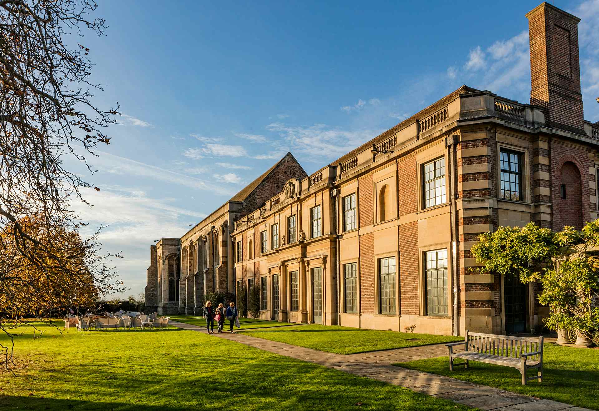 The Art Deco Entrance Hall 1