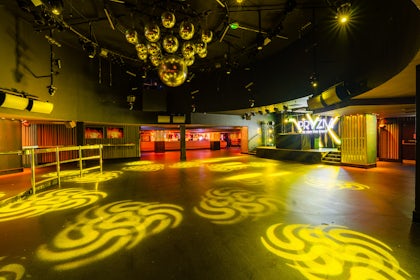 Main Event Room - Capacity 1000 5