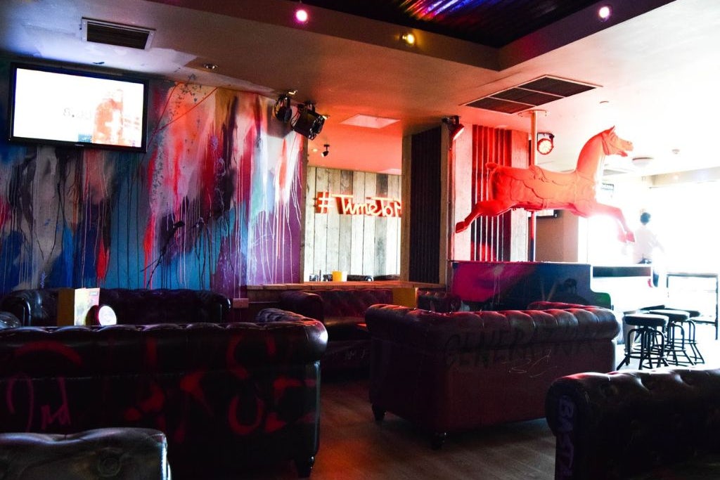 Steinbeck & Shaw Bar – Capacity 180 1