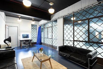 Studio 1 4