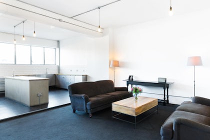 Studio 2 5