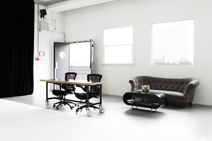 Studio 3 3
