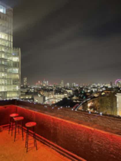 LONDON BRIDGE ROOFTOP- PRIVATE ROOM WITH BALCONY 6