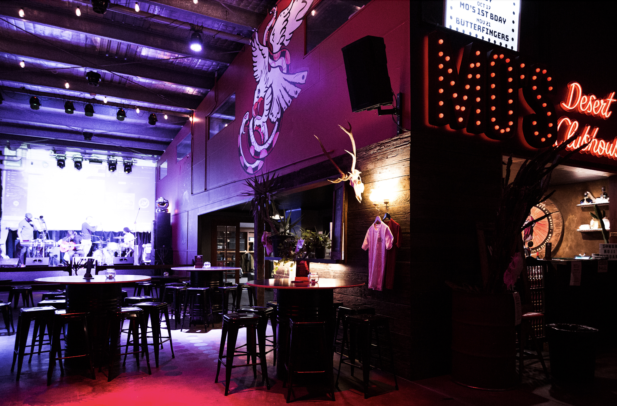 Mo's Desert Clubhouse - The Warehouse 12