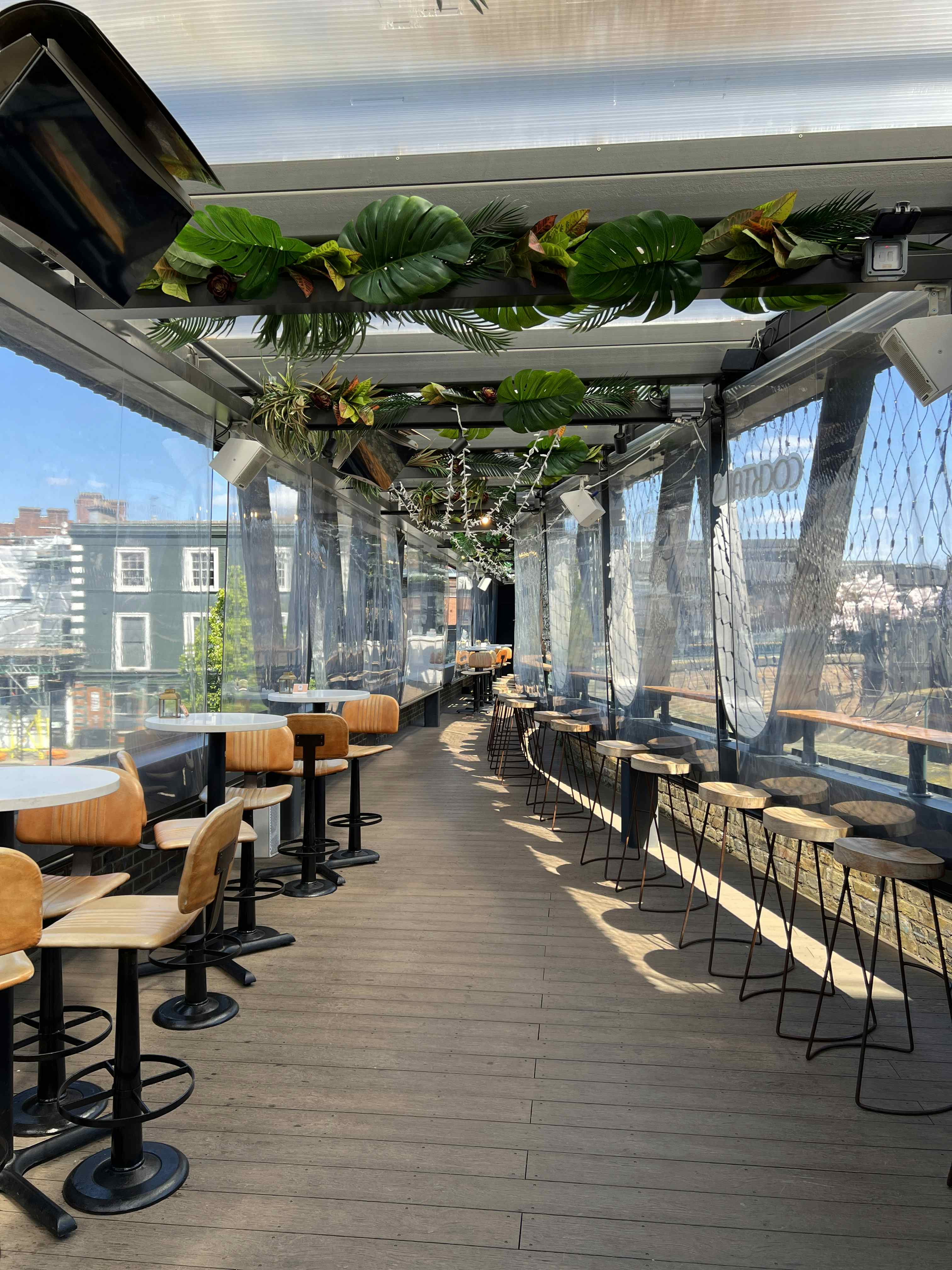 The Lucky Club Rooftop Bar 4