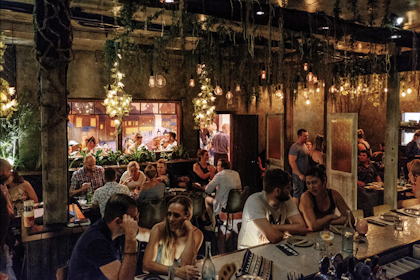 Restaurant Space 10