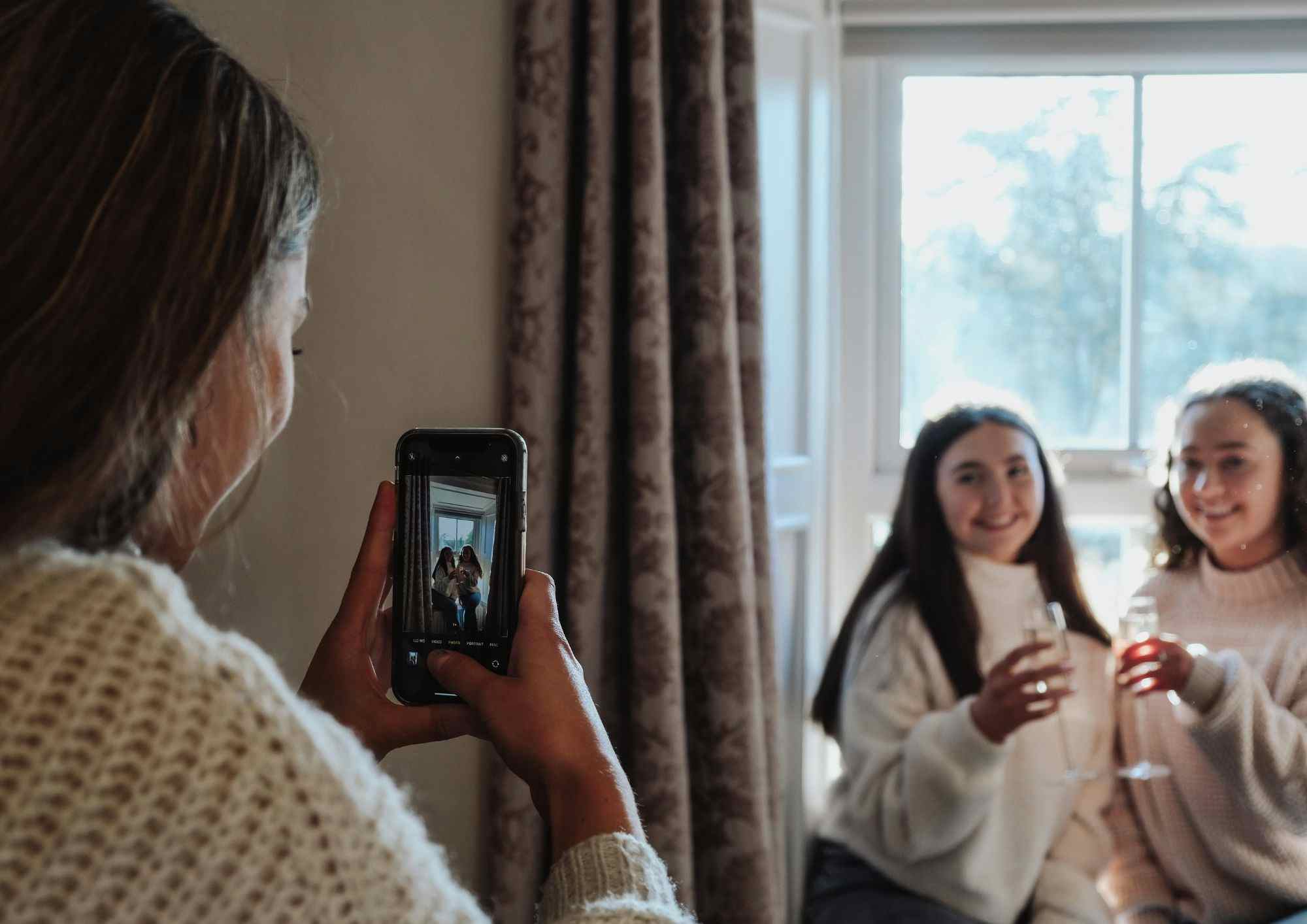 Entire House & Entertainment Barn Rental  15