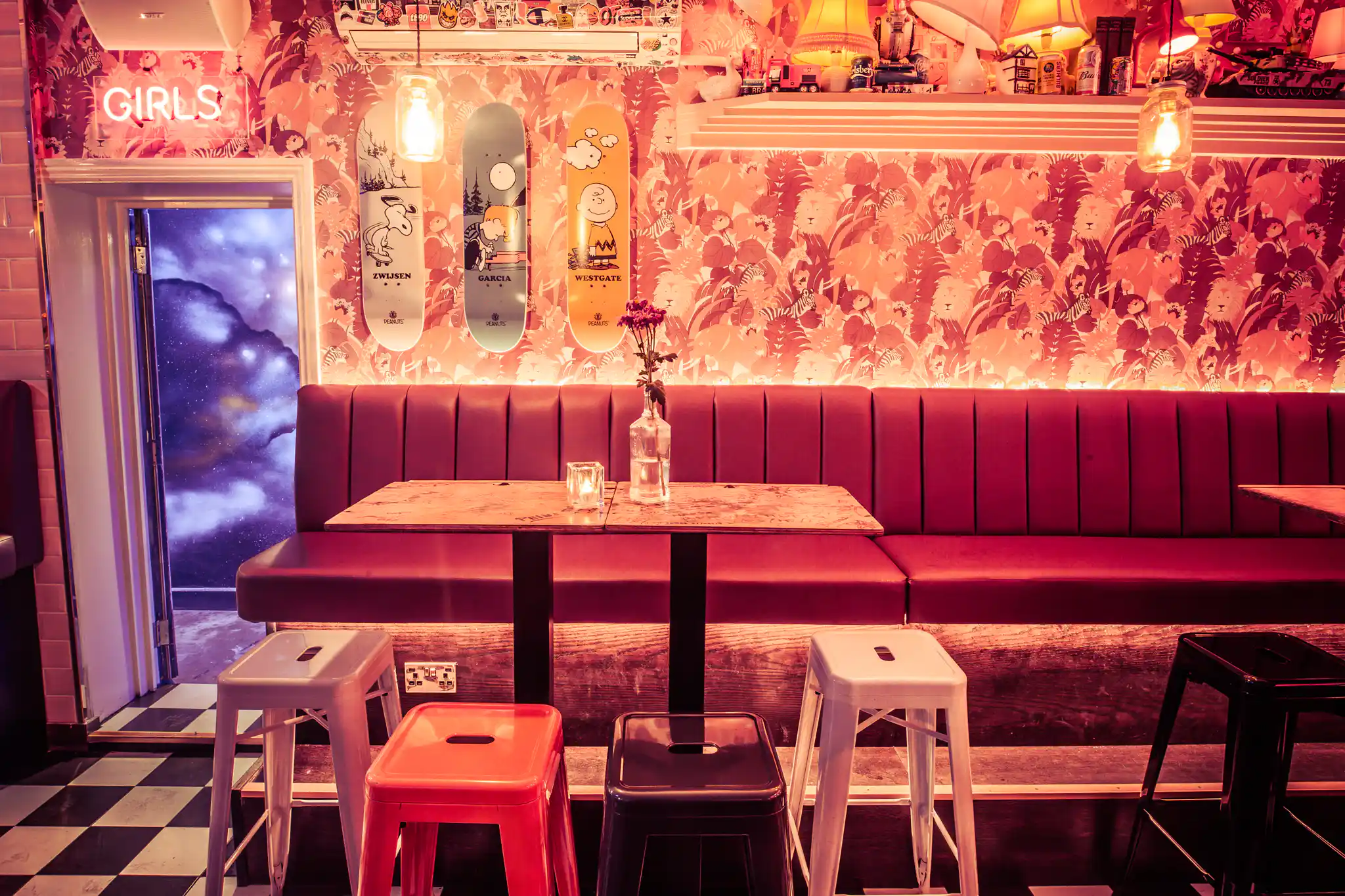 Simmons Bar | Old Street