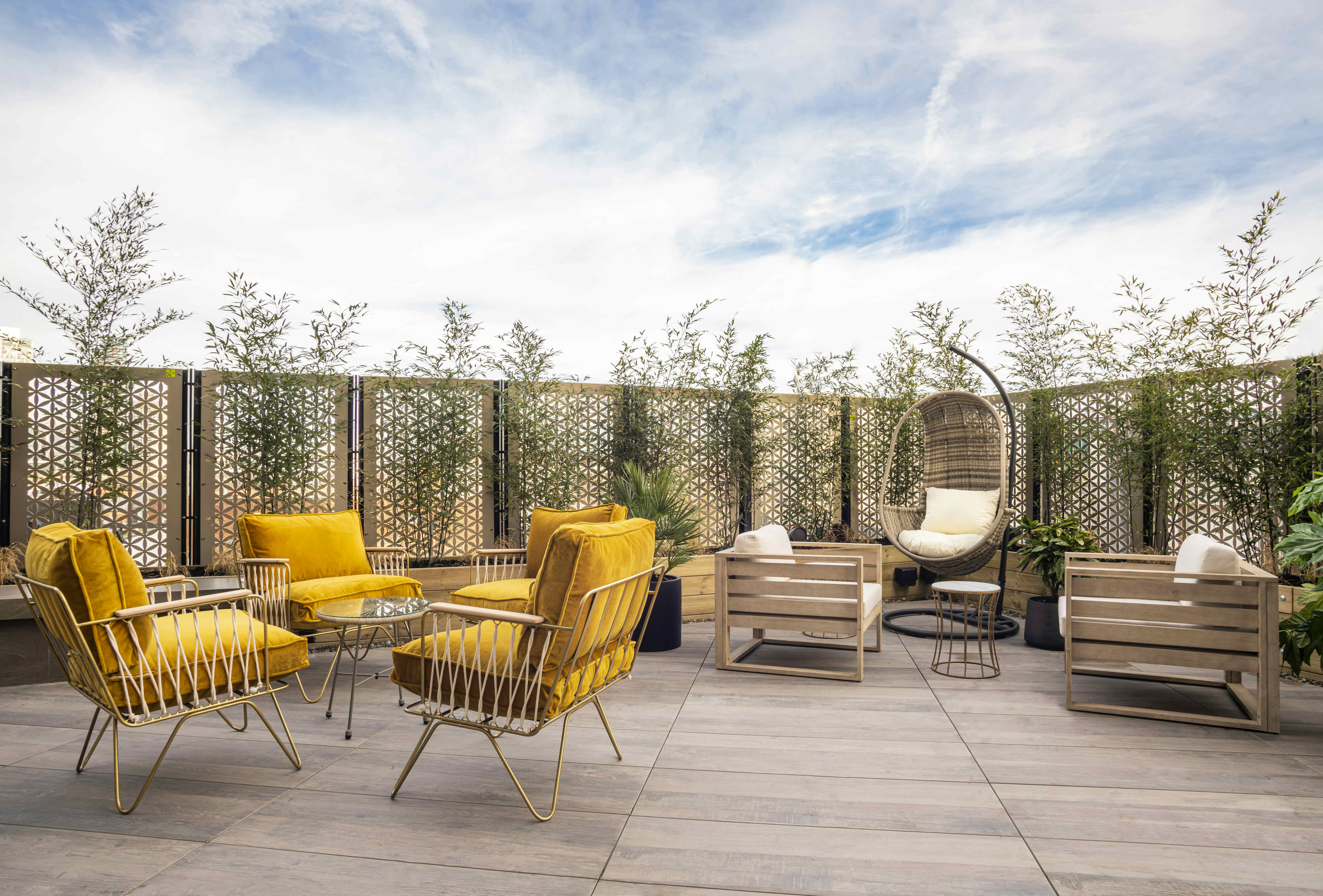 Terrace with London Skyline views, The Gate Hotel - Aldgate East, London