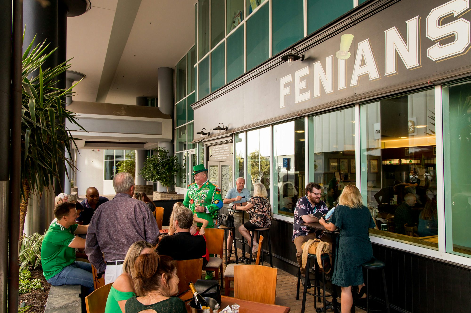 Fenians Irish Pub 4