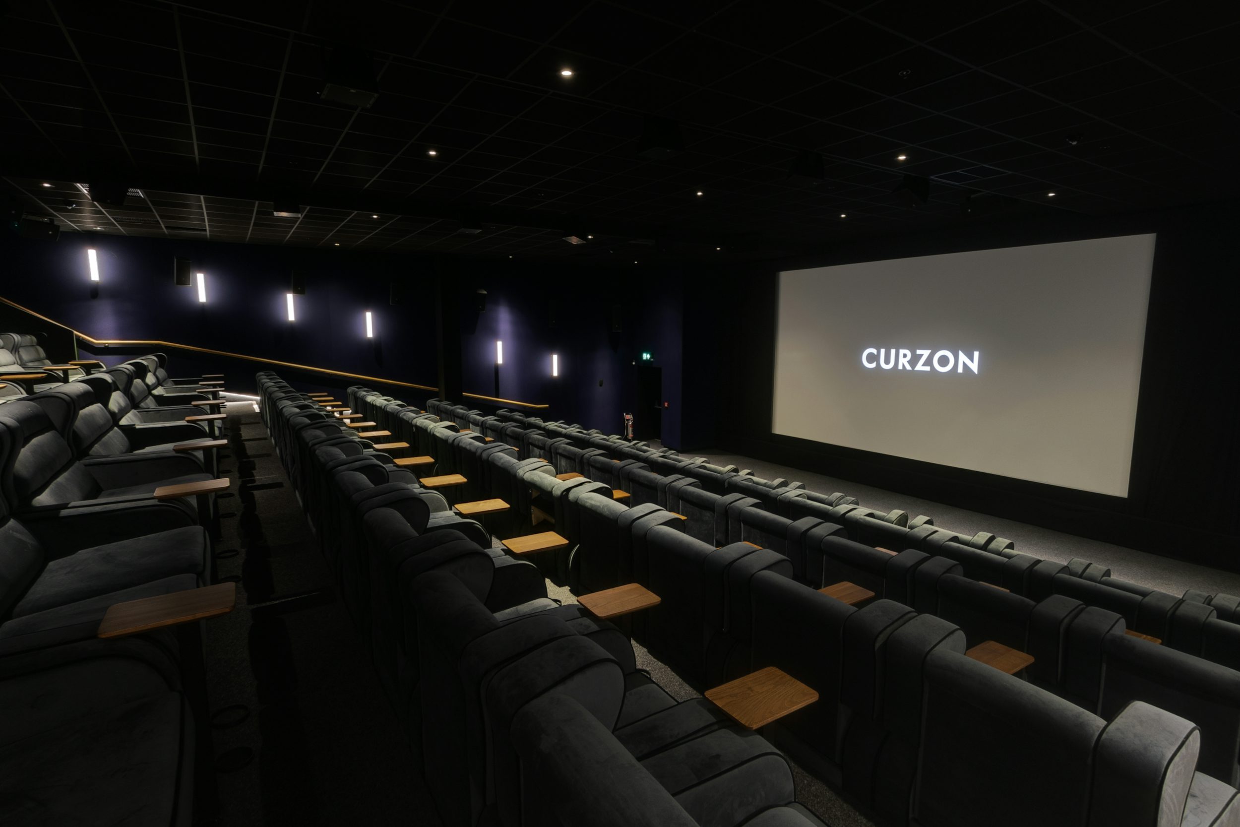 Curzon Kingston - Cinema Screen Coliseum 0