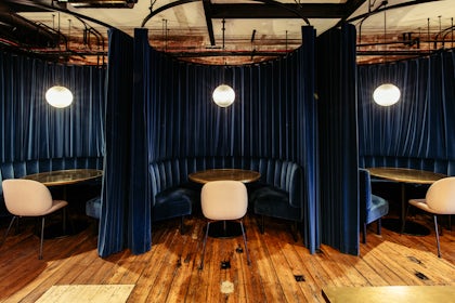 The Lounge 7