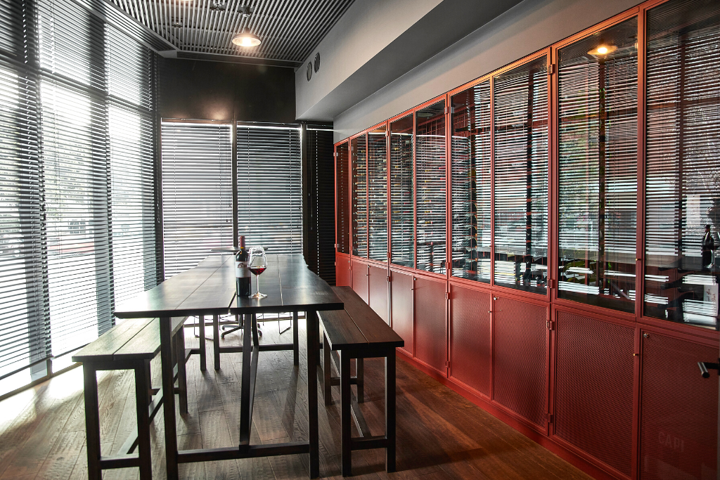 Cellar Room 3D tour