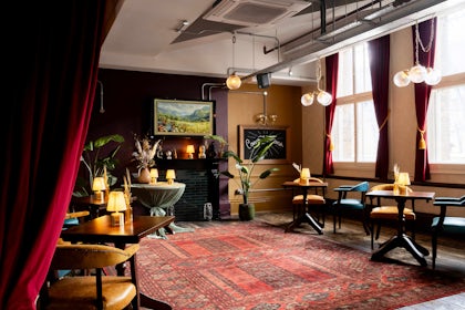 The Dining Carriage 4