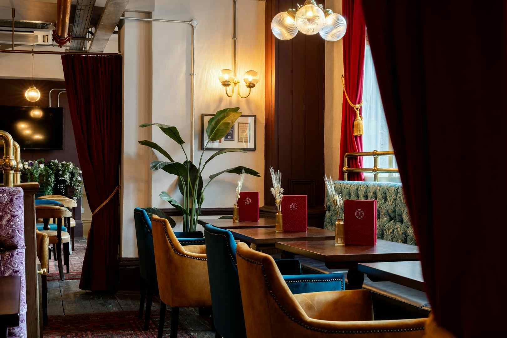 The Dining Carriage  7