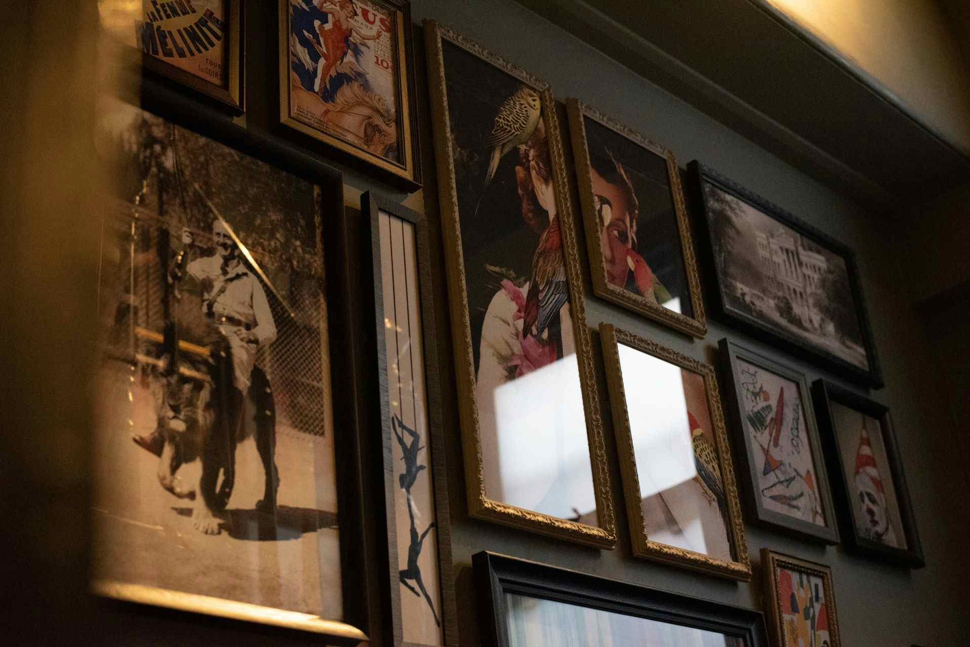 The Carousel Room 10