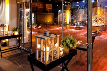 Cargo Hall 12