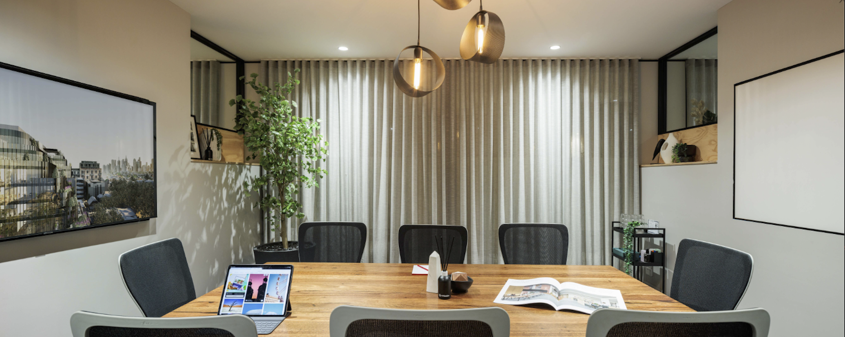 Barcelona Meeting Room