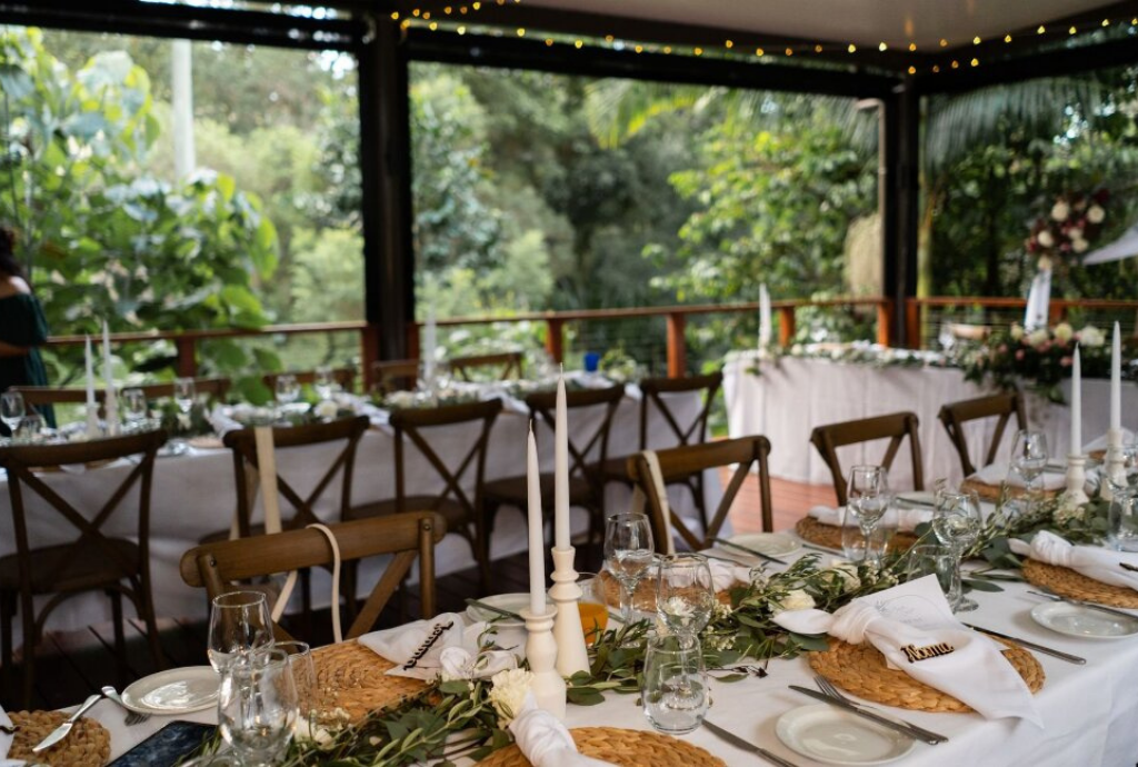 Fleay's Dining Room & Terrace 3