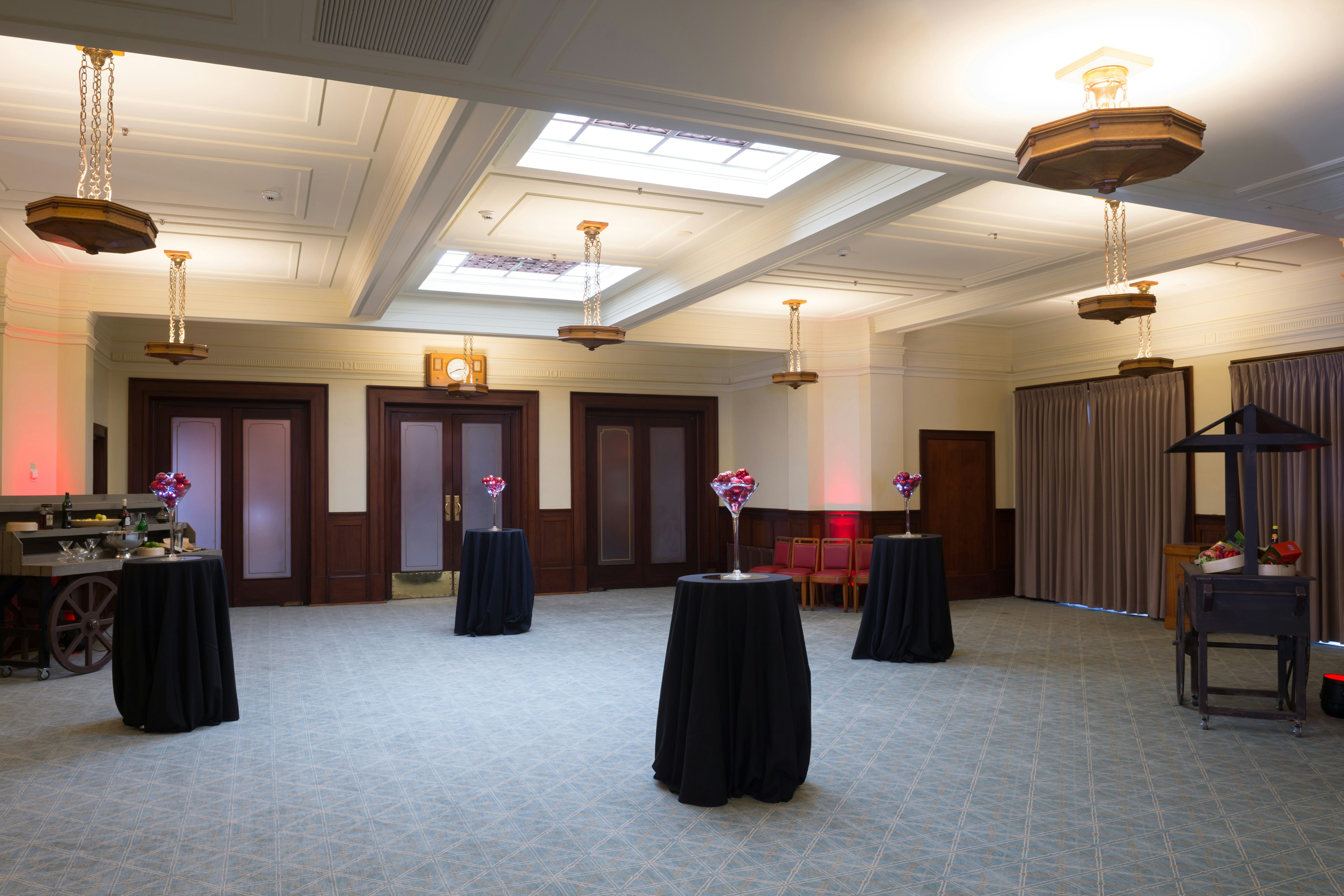 Members’ Dining Room 3 0