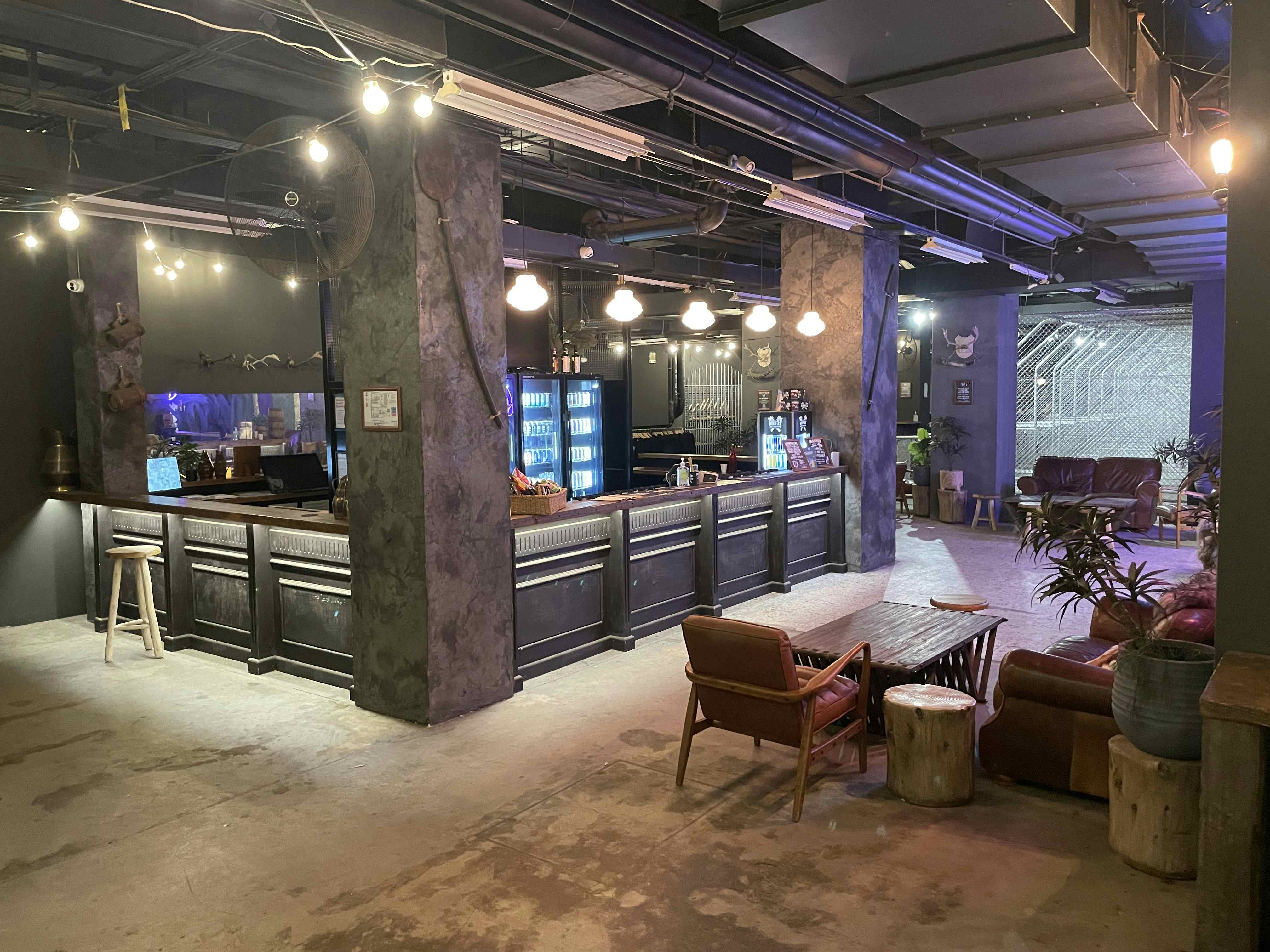 MANIAX Axe Throwing - Melbourne CBD 4