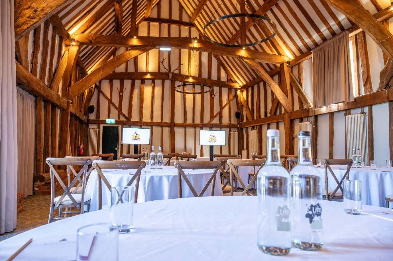 Manor & Lodge Barns 4