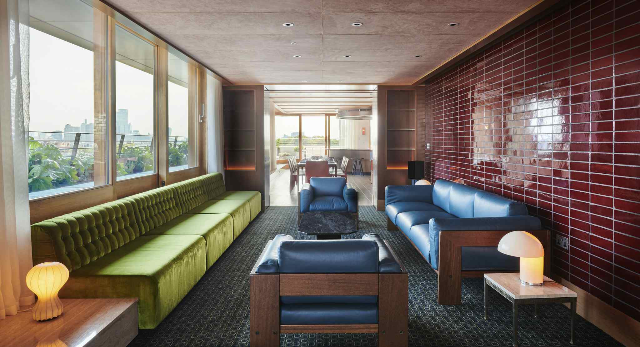 The Standard Townhouse 8 - Standing