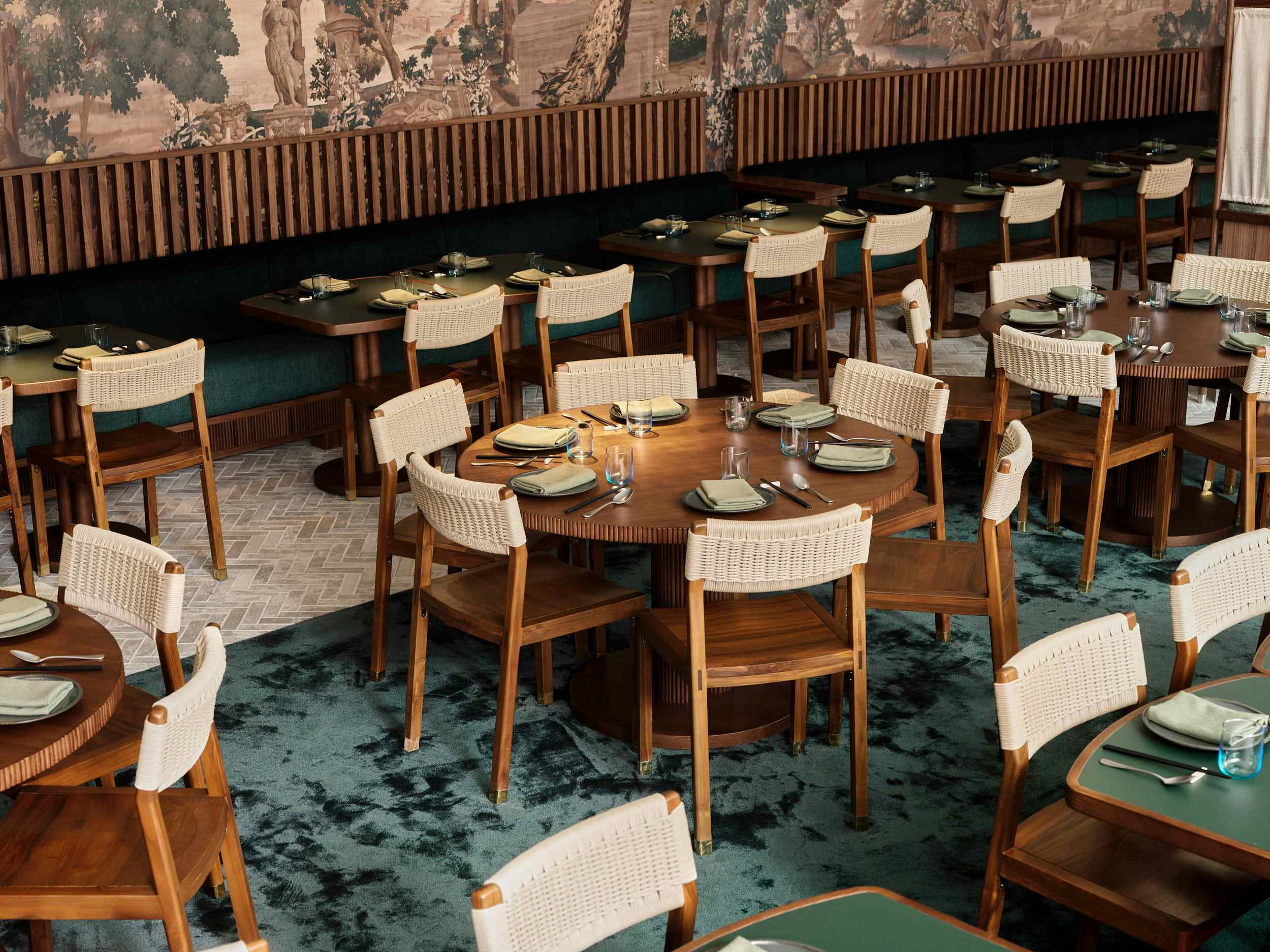 Delta Rue Restaurant  1