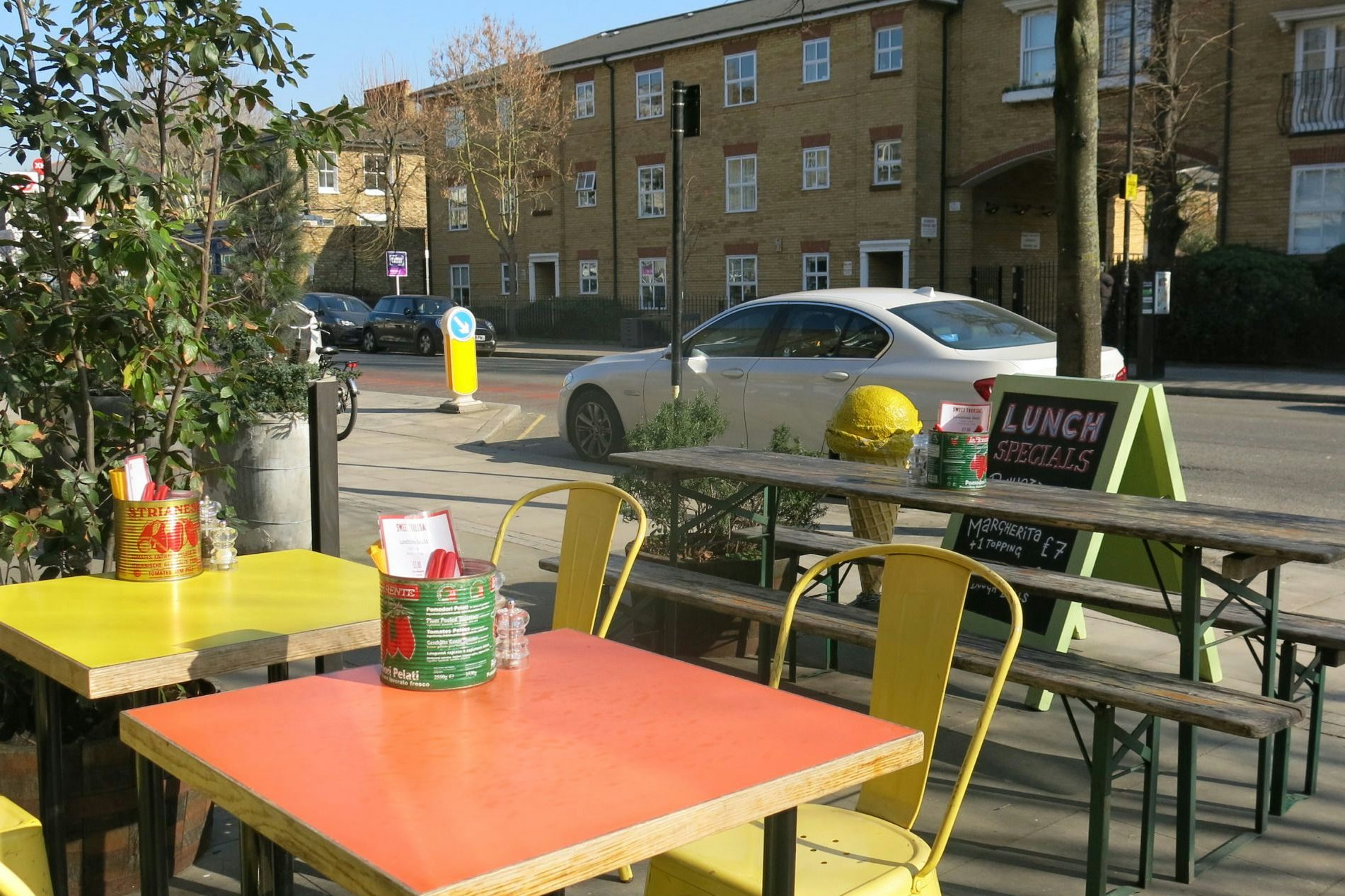 Sweet Thursday whole restaurant 9