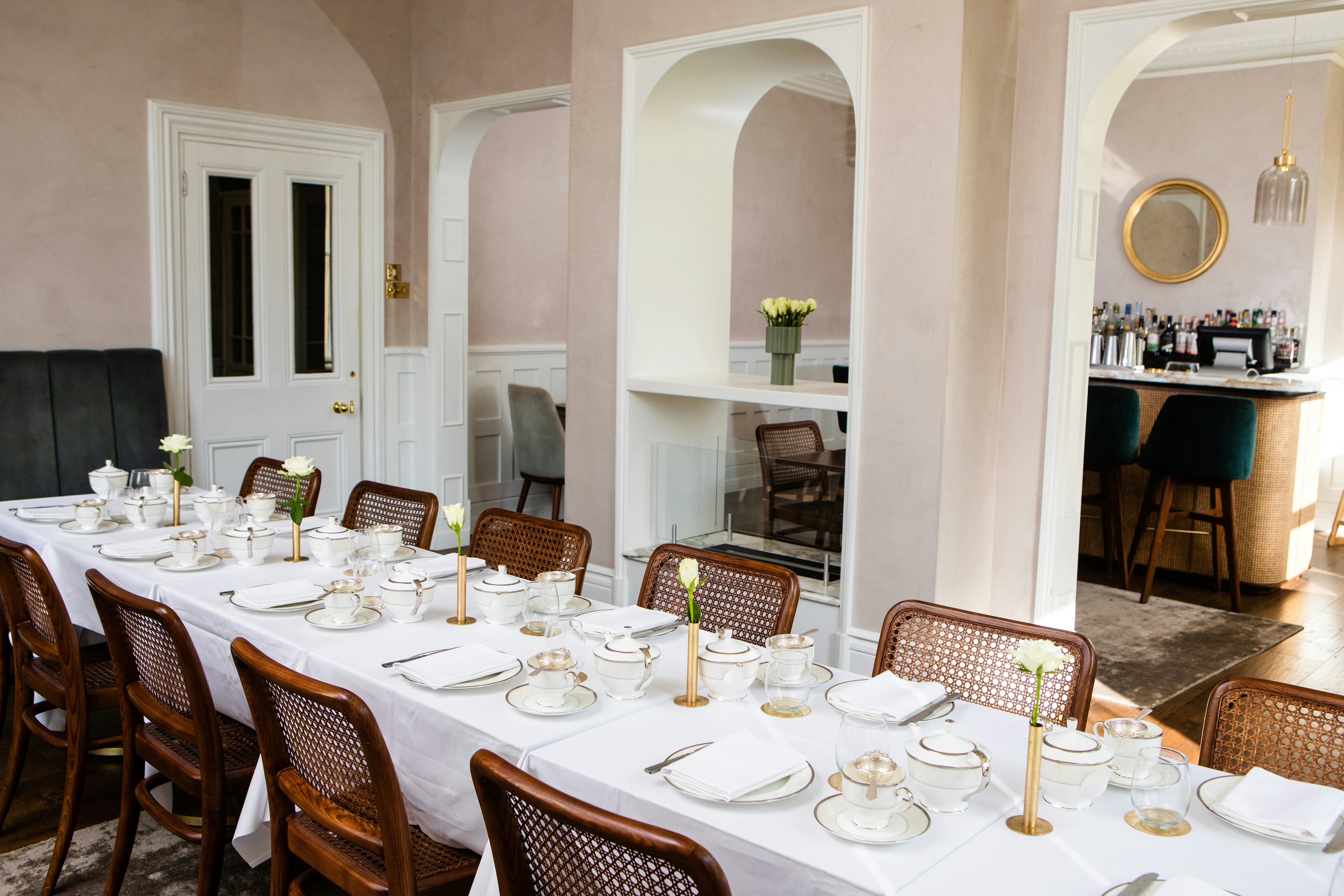 Henrietta Bar & Garden 4