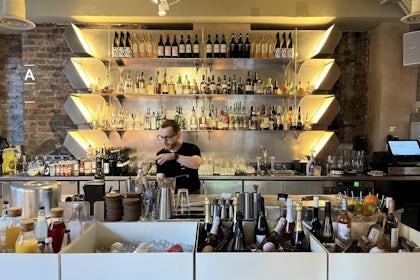 Bar 2