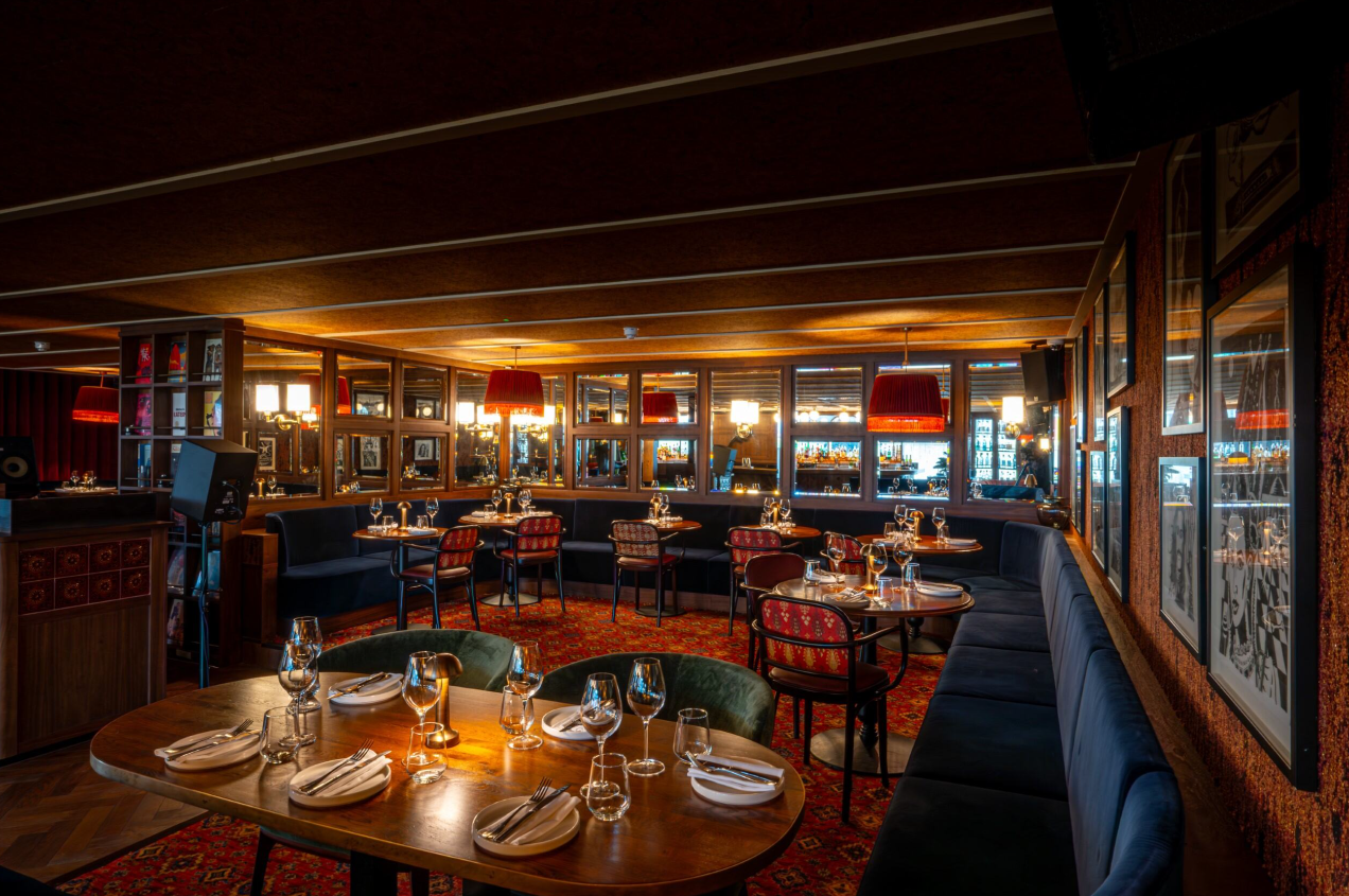 Semi-Private Dining & Drinks Lounge