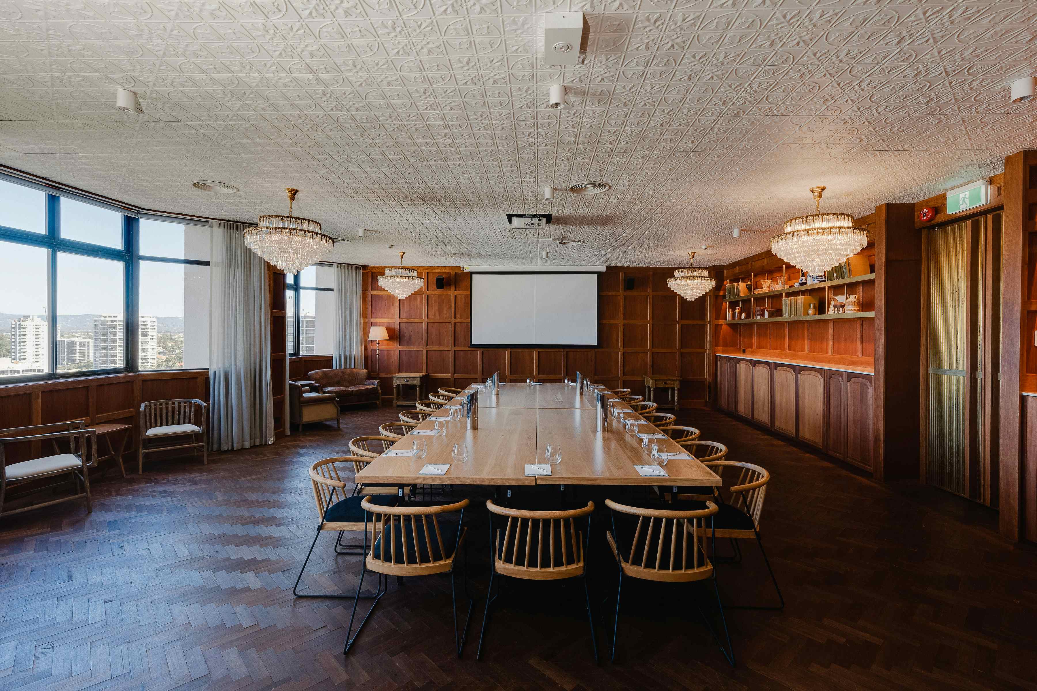 The Penthouse Mountain View Room  1