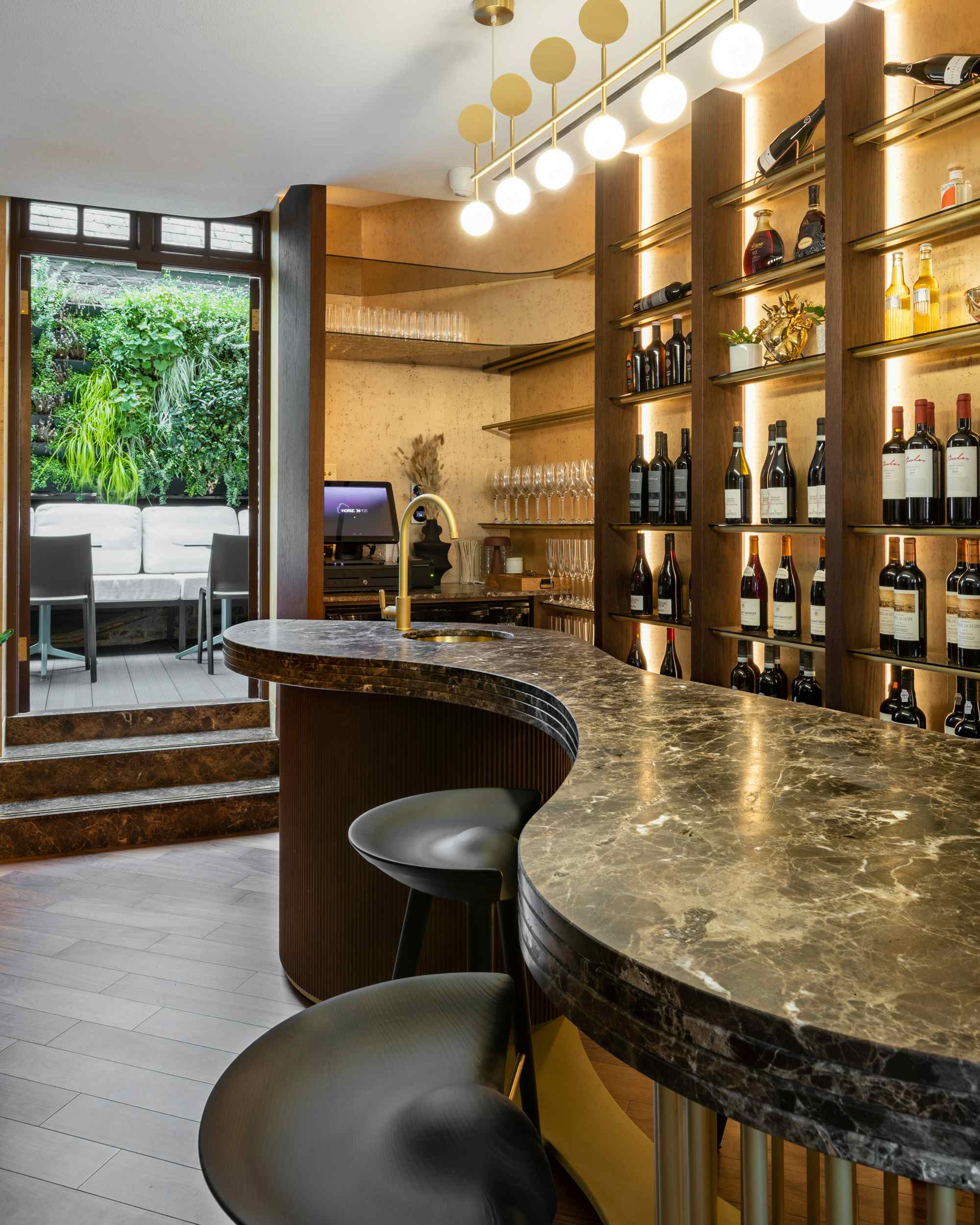 Bantof Champagne Room - with Terrace 1