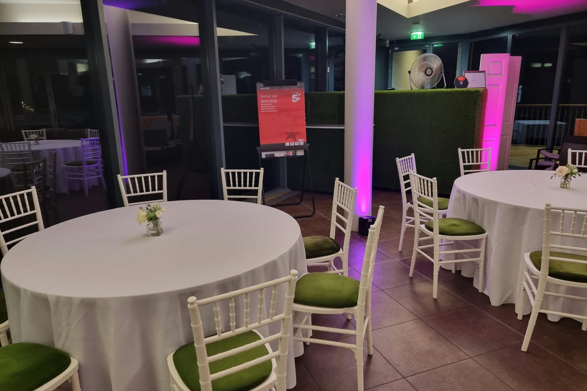 The Riverside Glasshouse 18