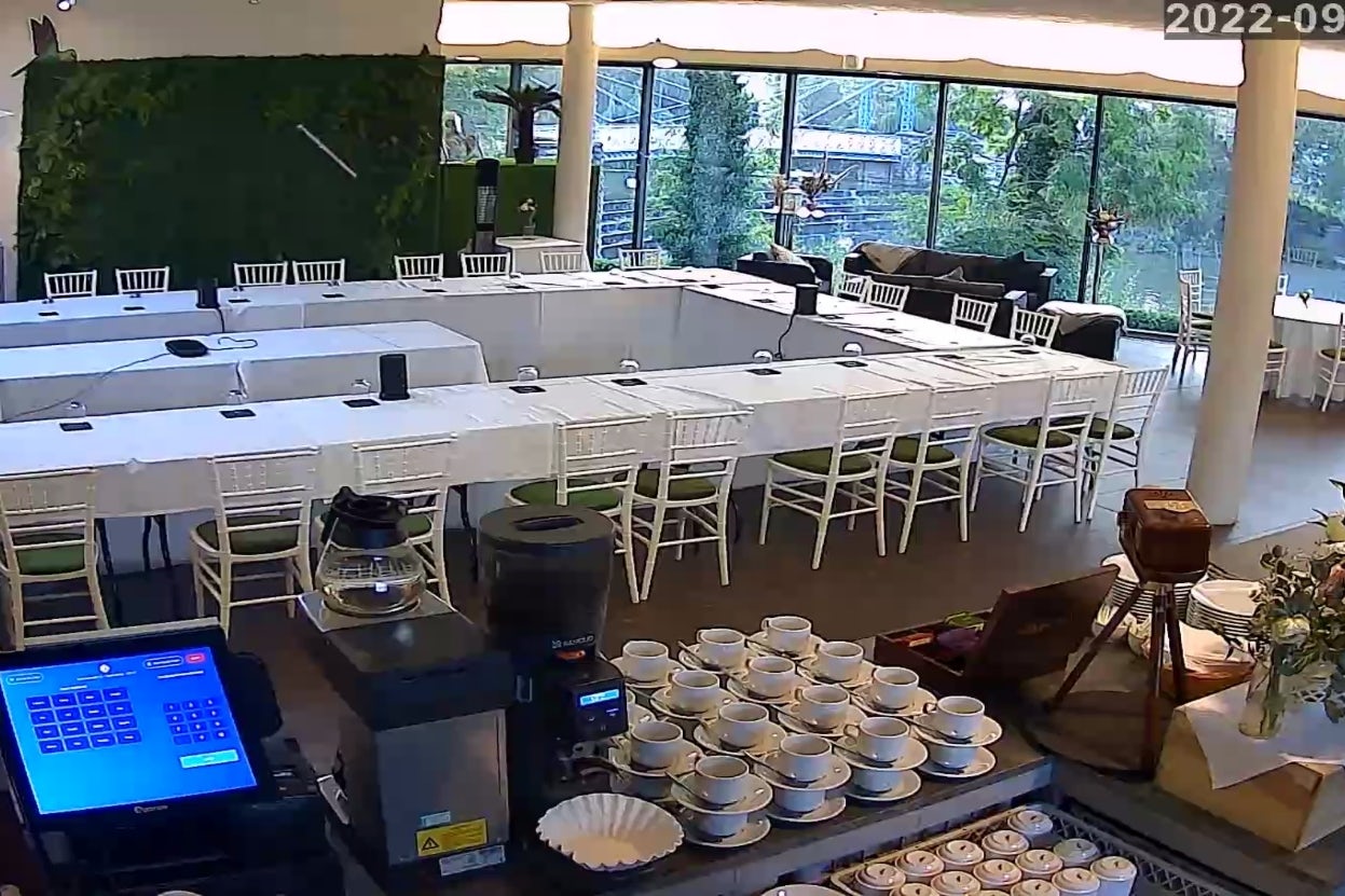 The Riverside Glasshouse 24