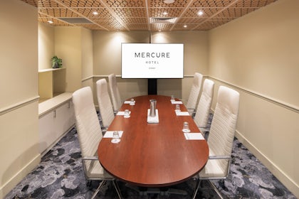Executive Boardroom 0