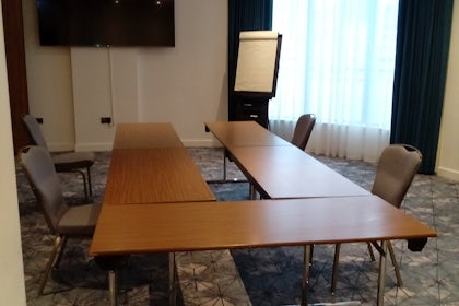 Claremont Room 1 1