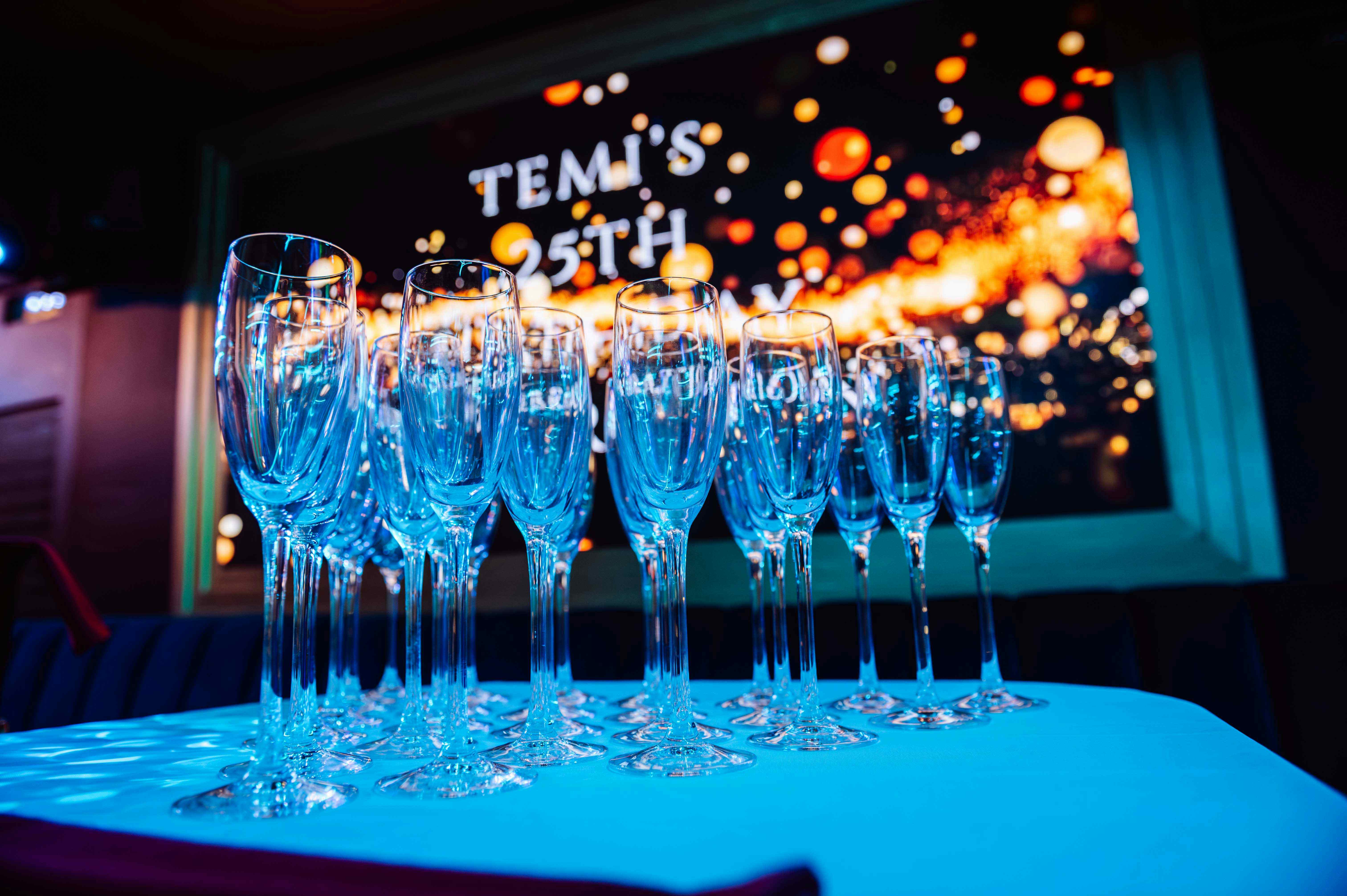 Private Lounge in Kensington  13