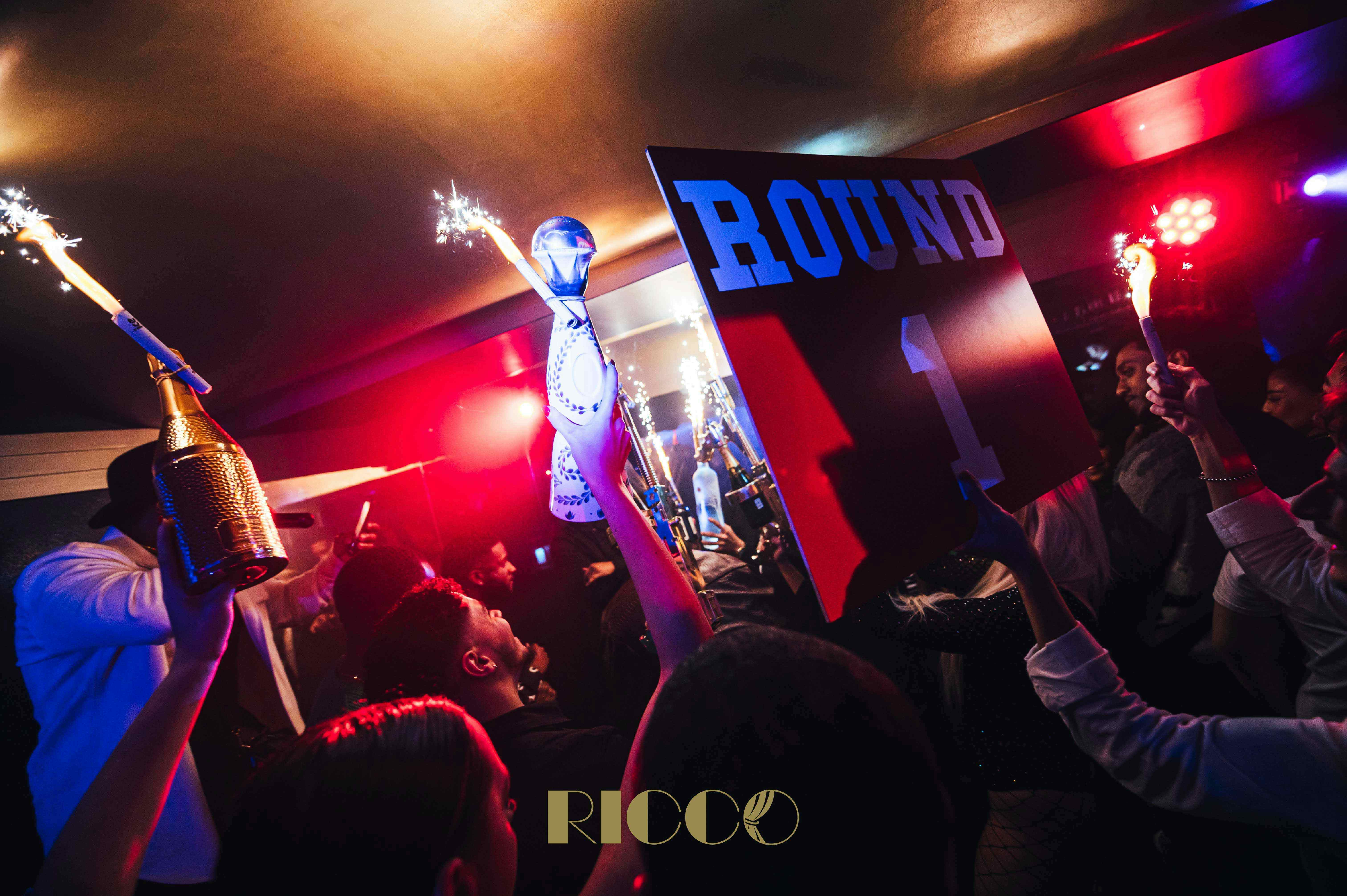 Private Lounge in Kensington  4