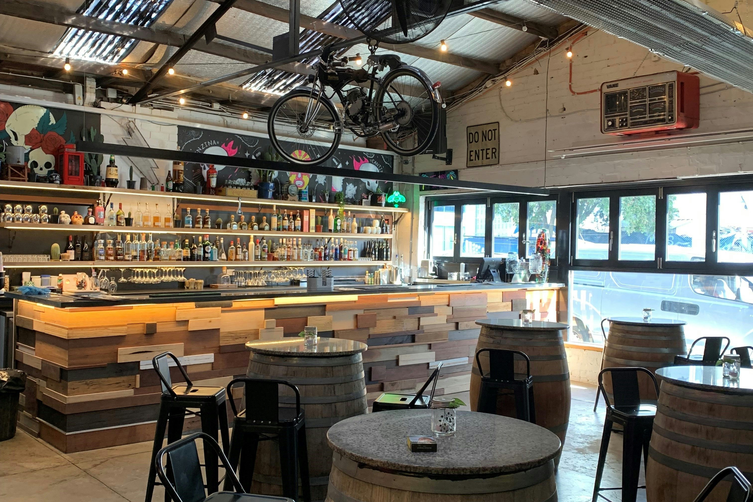 Workshop Bar (Blown Crazy Bar) 1