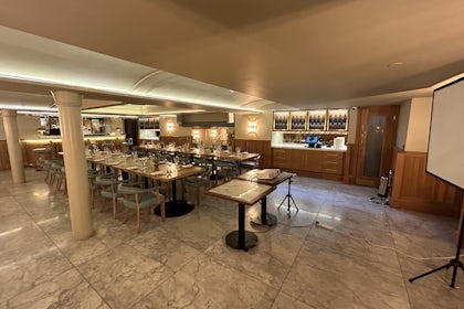Corporate, Networking Events, Meetings & Team Bonding 7