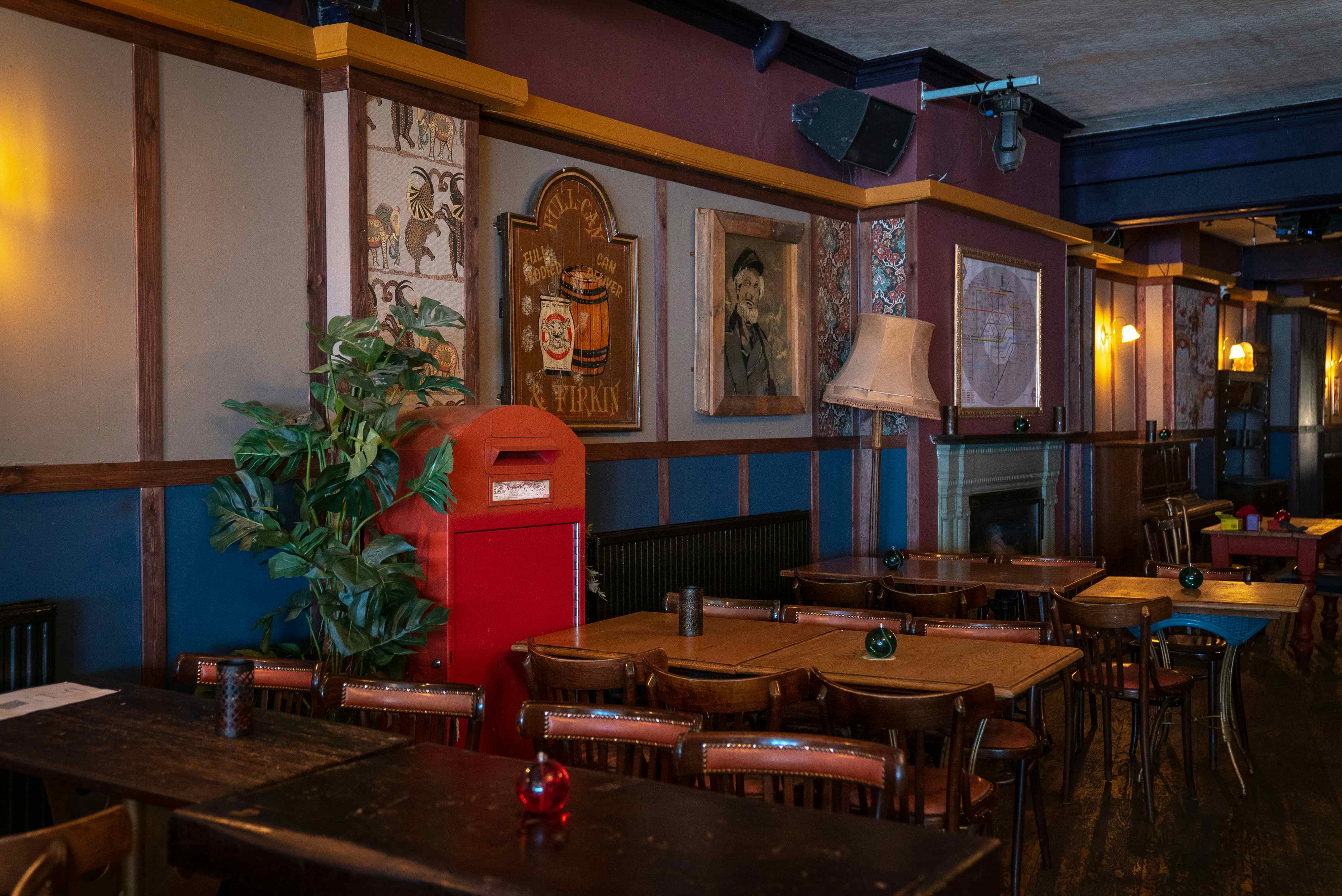 Hire The Fox and Firkin , The Fox and Firkin, London • HeadBox
