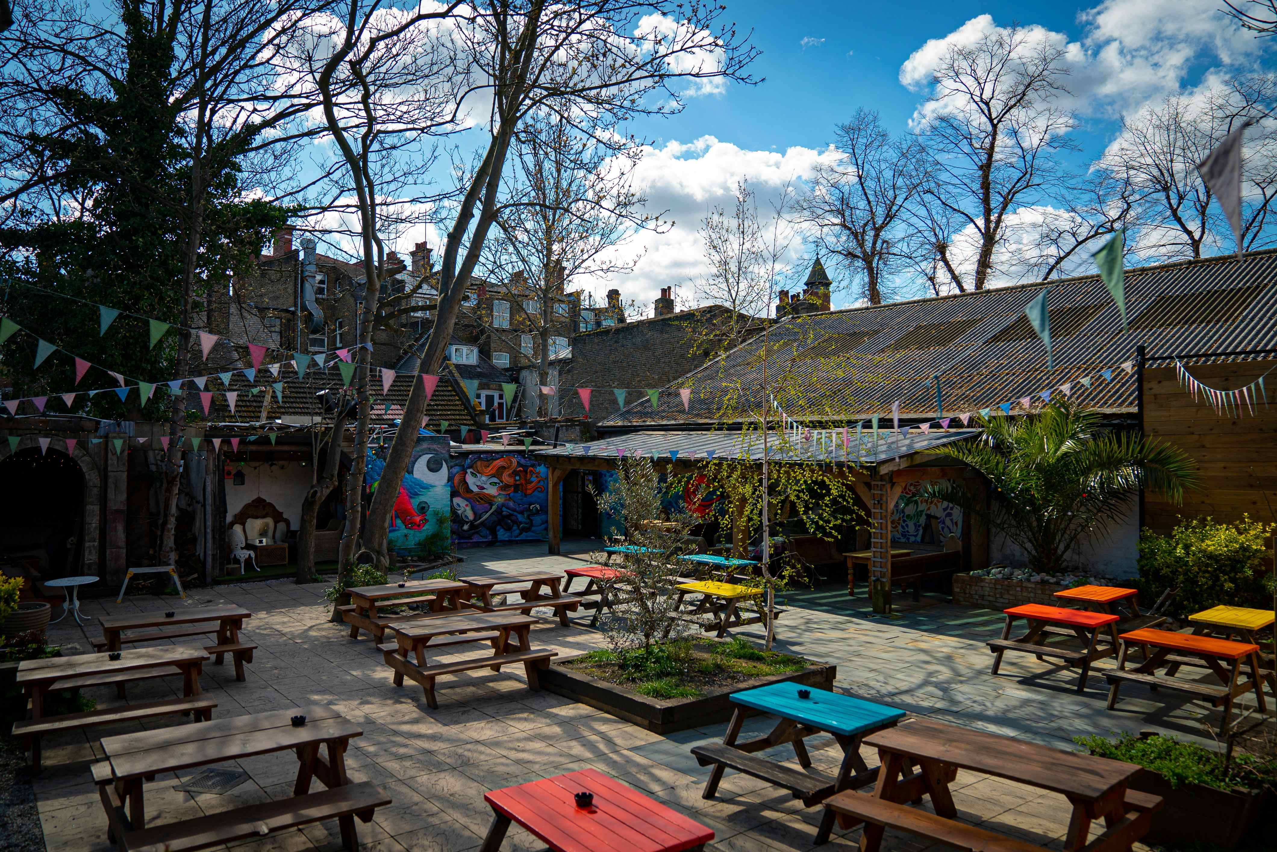 The Fox and Firkin  4